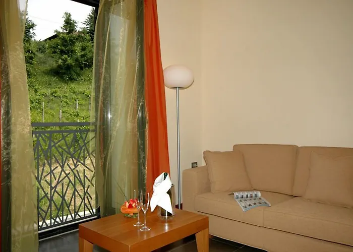 Langhe & Monferrato 4* Costigliole d'Asti